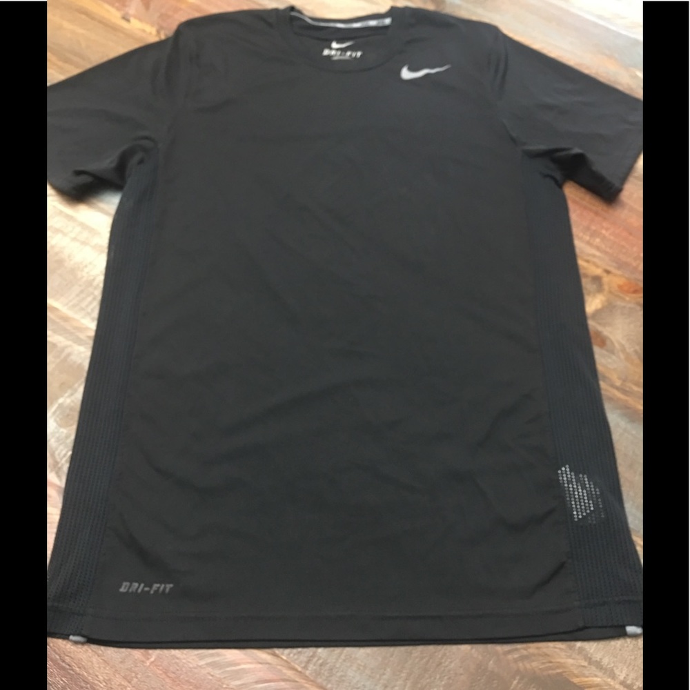 NIKE DRI-FIT